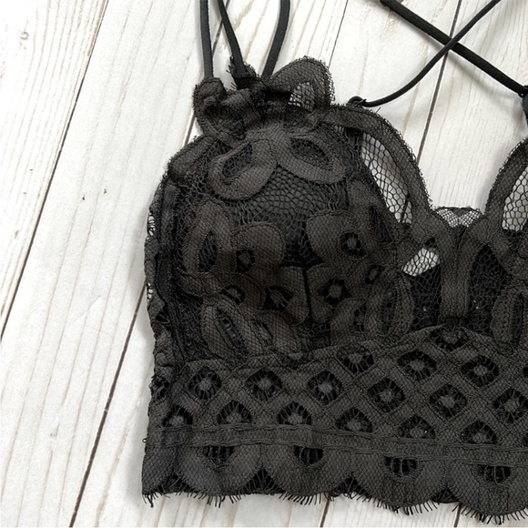 Floral Padded Lace Brawlette in Dark Charcoal Grey Color (almost black) - Picture 2 of 8